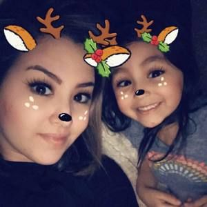 Meet your Posher, Mayra